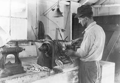 Button trade worker